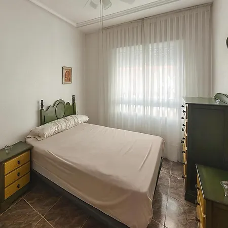 Апартаменты Awesome In With Wifi